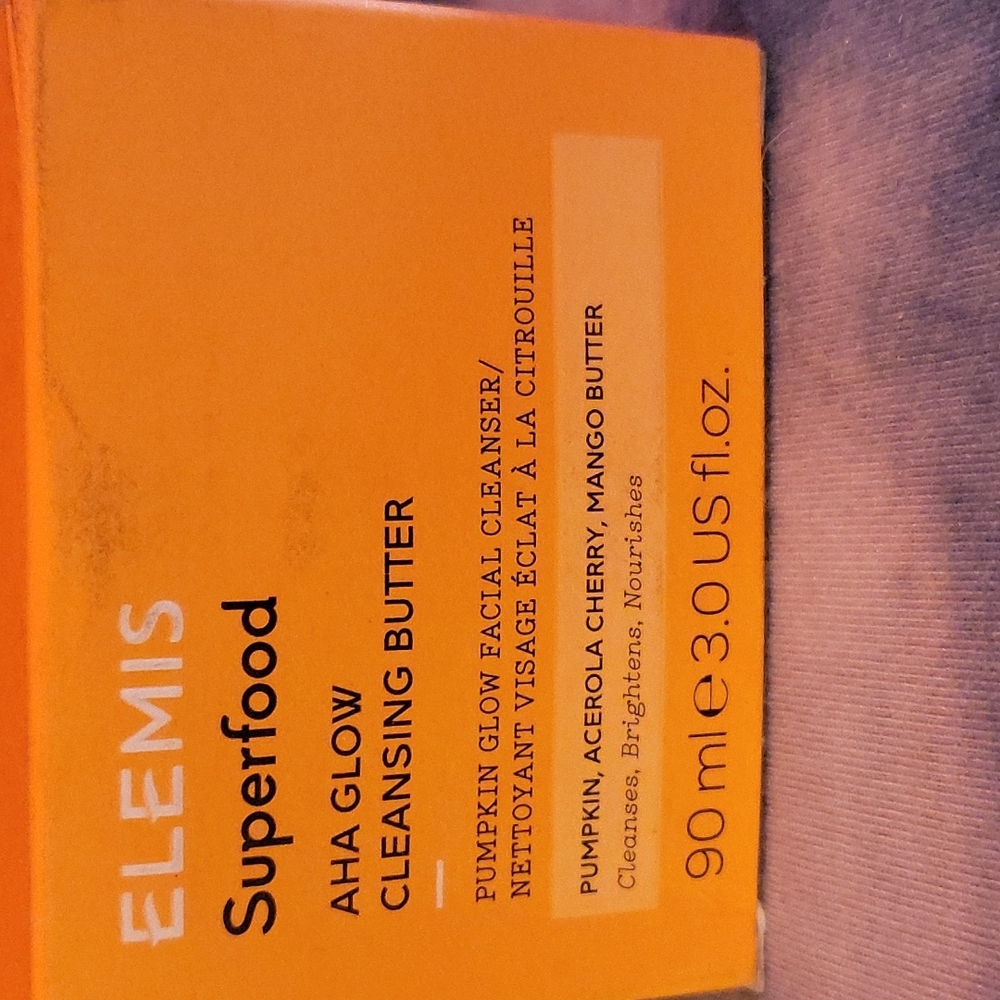 Elemis superfood face cleanser